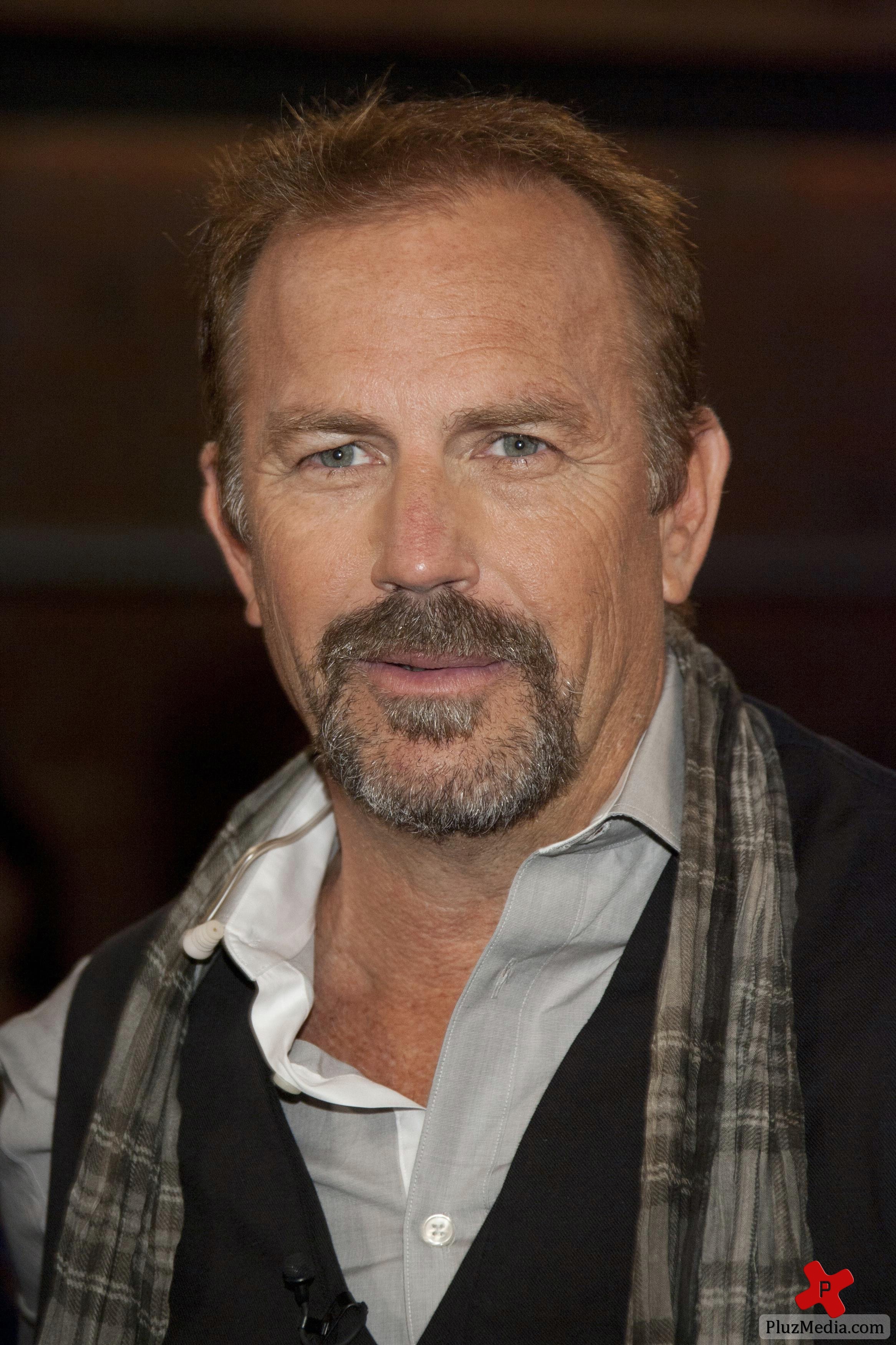 Kevin Costner at a photocall for the ZDF show 'Markus Lanz' | Picture 83714